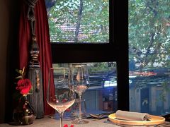 -弦月窗LUNETTE BY AMANDA(复兴路店)