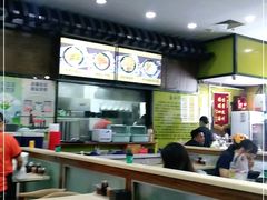 -龙记桂林米粉(财满街店)