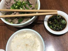 -犇逸·乐山跷脚牛肉·四川现炒(览海店)