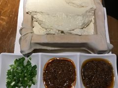 一块豆腐-95号酱骨·一块豆腐(展春园西路店)