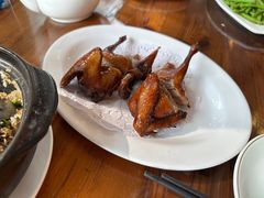 蒜香乳鸽-富哥食店