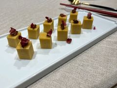 -品悦酒店(三林古镇店)