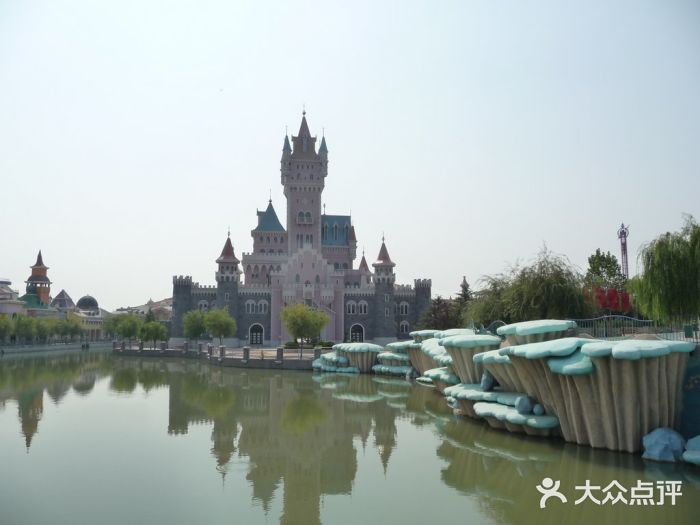 青岛方特梦幻王国园景图片