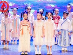 -西安小天鹅艺术团(曲江Alice店)