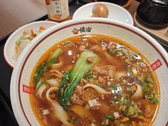 -顺溜·手工刀削面·黑金店(铜锣湾店)