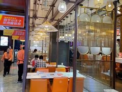 -阿瓦山寨·湘菜现炒·剁椒鱼头王(咸阳总店)