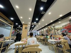 -江城燕子大排档(江汉路步行街店)