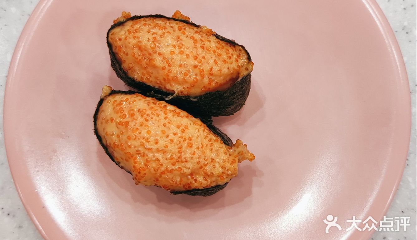 尖沙咀地铁站B2出口的争鲜回转寿司体验