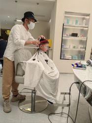 -PE SALON