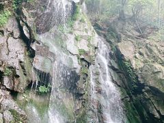 -藏龙百瀑风景区