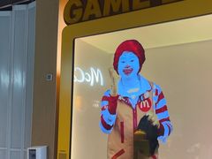 -麦当劳(中二横路店)