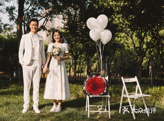 这世上所有都不及你的美  室外婚纱照分享
