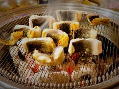 -围炉肉舍•炭烤活鳗•丹东海鲜烤肉(步行街店)