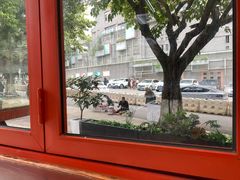 -喧闹·东方大气茶(鹅岭二厂店)