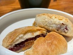 玫瑰鲜花饼-云海肴·汽锅鸡·云南代表菜(美罗城店)