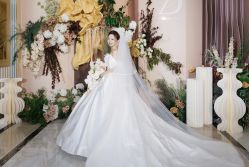 -Color卡诺婚纱礼服馆(南京严选店)