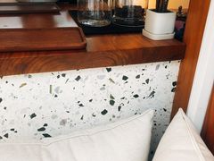 -Line 咖啡(石厦花园店)