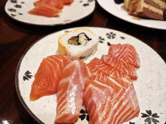 -广州万富希尔顿酒店·感趣自助餐厅·金秋蟹宴生蚝海鲜刺身