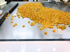 松仁粽子糖-采芝斋评弹茶馆(观前街店)