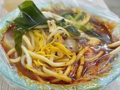 -老邮差酸辣粉麻辣烫(步行街店)