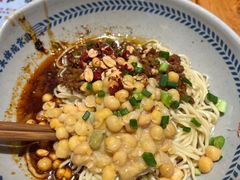 -呼啦面馆·头牌豌杂面(爱琴海店)