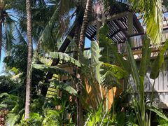 -三亚湾海居铂尔曼度假酒店