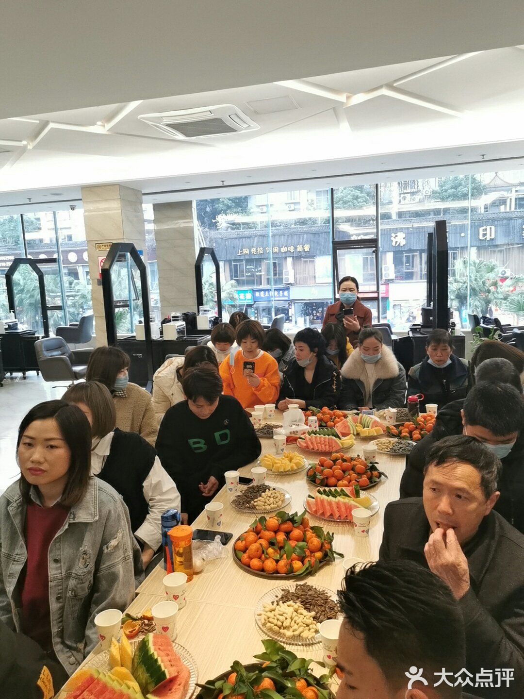 这是昨天我们发的信息。昨天搞忘了，所以说没有发