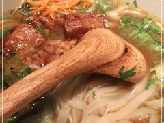-百春原湖南牛肉粉(百联世纪店)