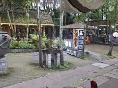 -土砂锅生态山庄·非遗砂锅雅鱼