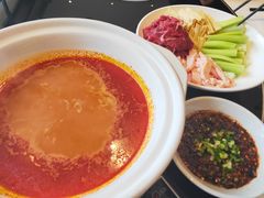 酸汤牛肉-黔蘑菇四季餐厅(观山湖店)