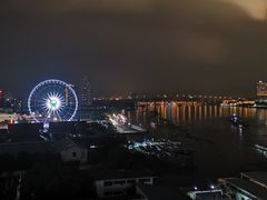 -曼谷湄南河畔华美达广场酒店