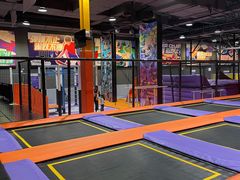 -Tenker Club弹刻极限主题公园 · 蹦床 · 团建 · 生日派对(大关店)