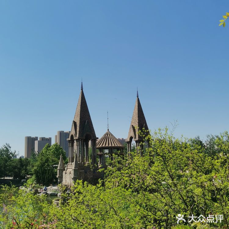 中华石园-西班牙巴塞罗那之天津分那[调皮]