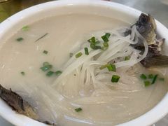 萝卜丝鲫鱼汤-红色湘菜馆(春风店)