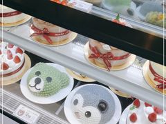 -花花卷卷·鲜食蛋糕(静安久光百货店)