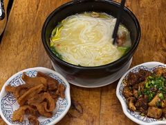 -桥香园过桥米线(国贸店)