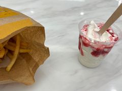 -麦当劳(世界城广场店)