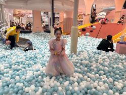 -奈尔宝家庭中心·亲子餐厅(鄞州万达店)