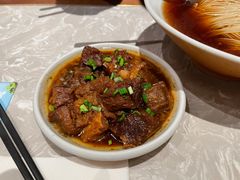 红烧牛肉-松鹤面馆·古法焖肉面(观前店)