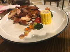 越式烧鸡-彩蝶谷美食廊·粤式经典南番顺·铁板烧烤泰风味(广州长隆酒店)