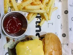 -Grinder 绞肉机汉堡(武定路店)