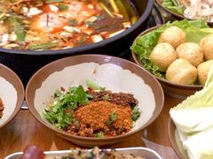 -黔三一夺夺粉酸汤火锅(百信店)