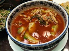 -铜锣湾·有麝自然香(渝北财富中心店)