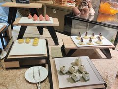 -大中华希尔顿酒店-念自助餐·嗨啤·小龙虾