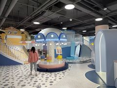 -蓝鲸奇亲子游泳俱乐部