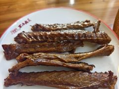 -老鼎万春卤菜(五代传承创始老店)