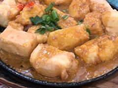 铁板蟹黄山水豆腐-台山美食一绝阿四台山黄鳝饭(阿四创作店)
