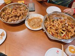 乾隆白菜-馋嘴蛙火锅