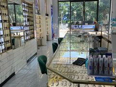 -世纪大明眼镜·林德伯格·蔡司官方授权店(武昌旗舰店)