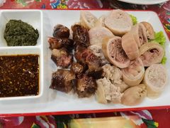 熏酱拼盘-闯关东东北农家菜(崂山石老人店)